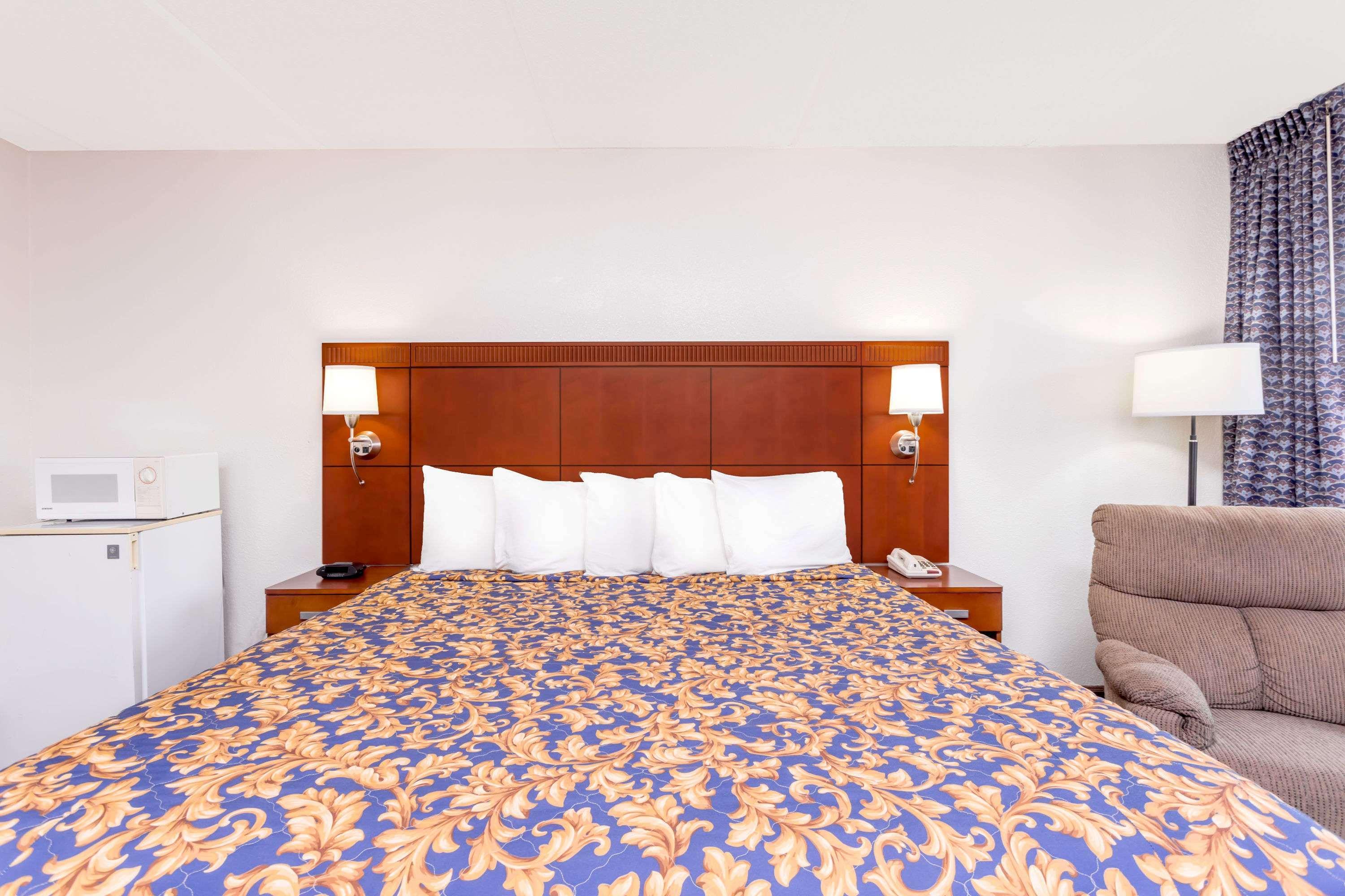 Howard Johnson By Wyndham Perry Ga Exterior foto