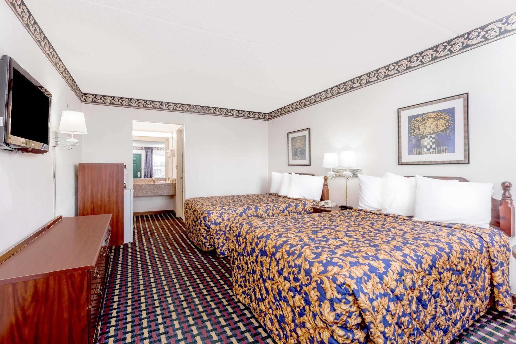 Howard Johnson By Wyndham Perry Ga Exterior foto